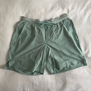 Lululemon License to Train Linerless Short 7"